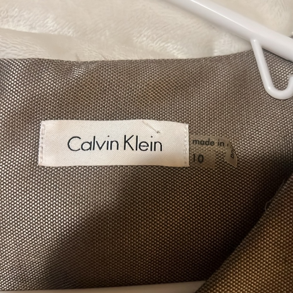 Calvin Klein - Picture 5 of 5